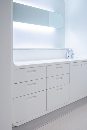 Solid Surface (Corian®) Cabinetry – The New Trend in Cutting Edge 